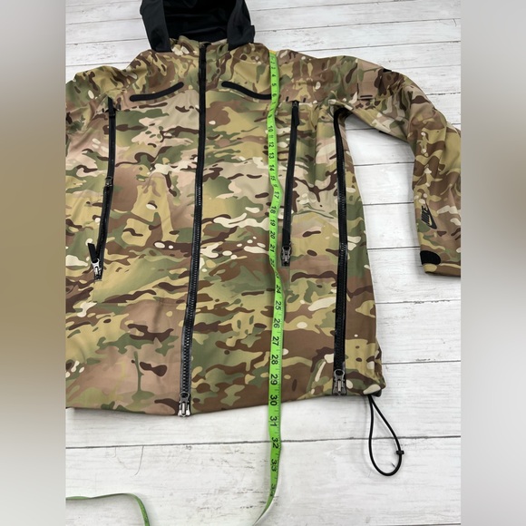 NikeLab Collection Crye Precision Shell Size Small Camo - Picture 10 of 12